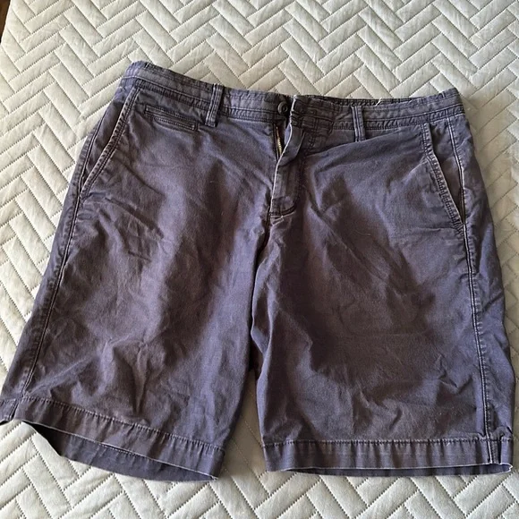 Men’s Gap 34” Shorts - Picture 1 of 2